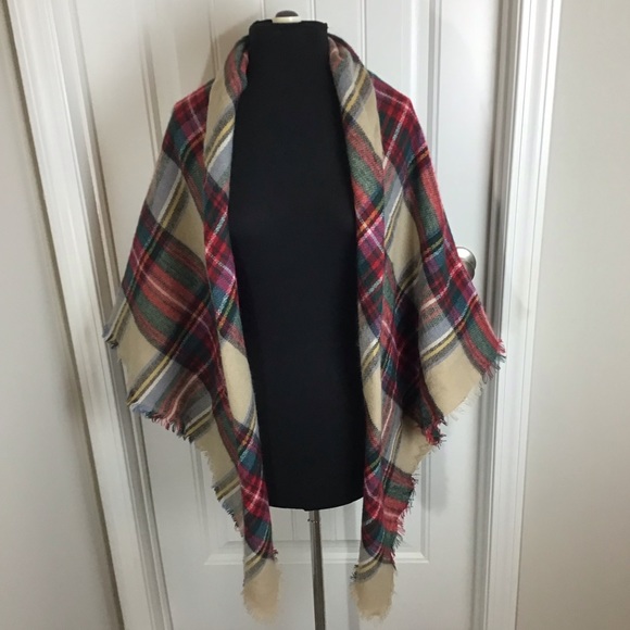 Classic Plaid Blanket Scarf - Picture 3 of 5
